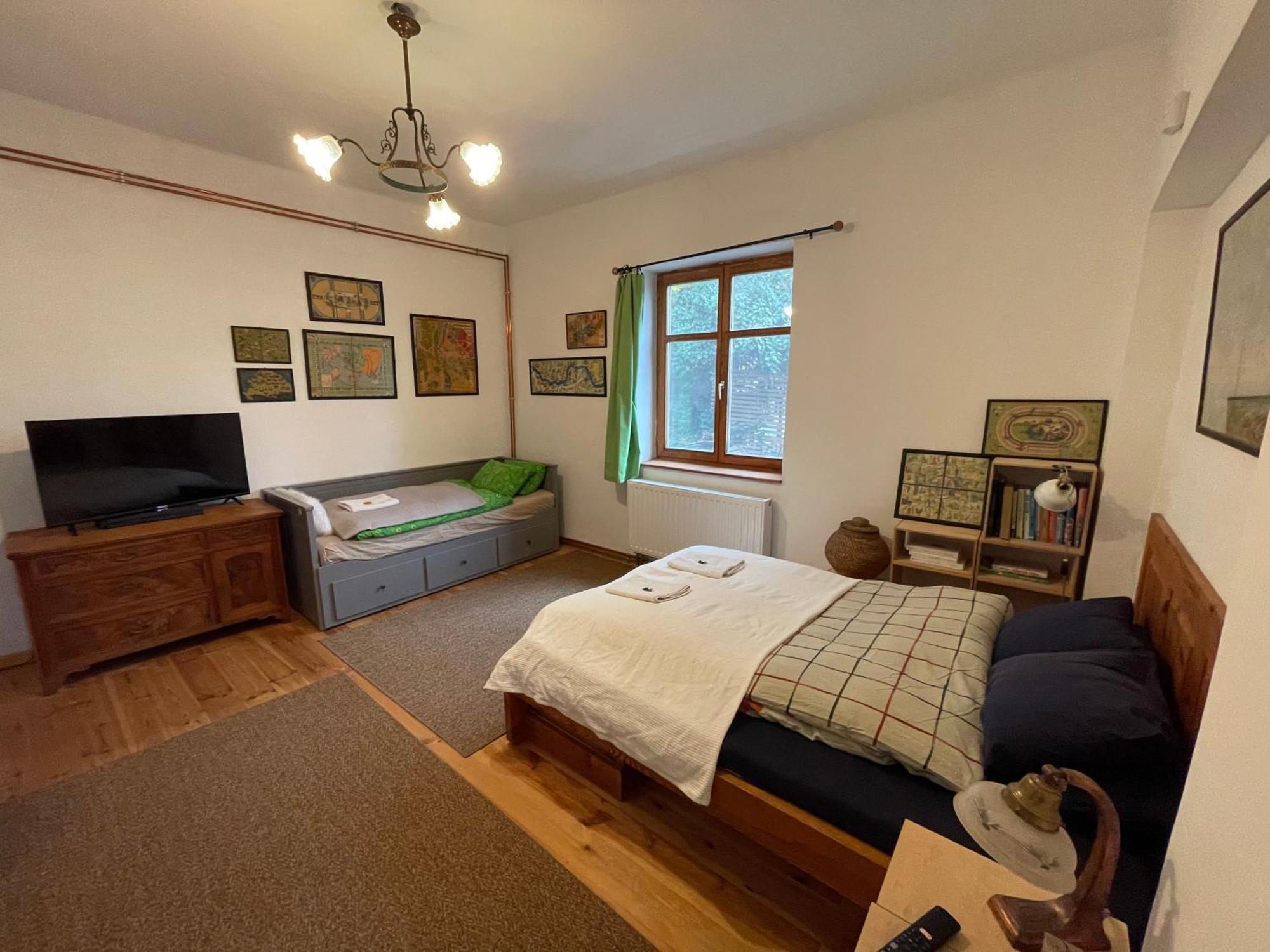 Rustic Cottage & Garden Retreat On Buda Hilltop Budapest Luaran gambar